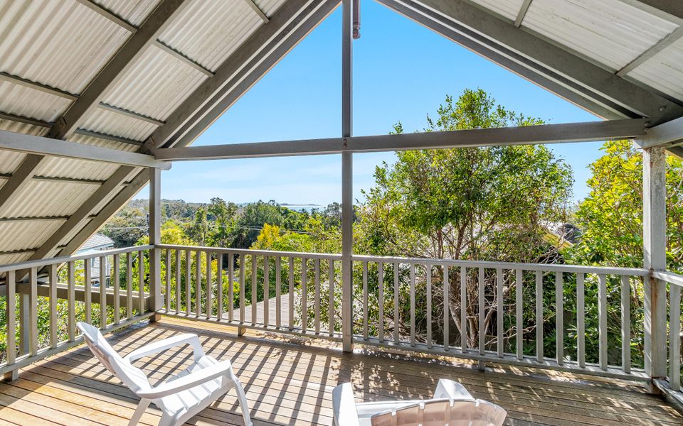 THE HIDEAWAY IN ANGOURIE | Hear the waves from Spookys Beach