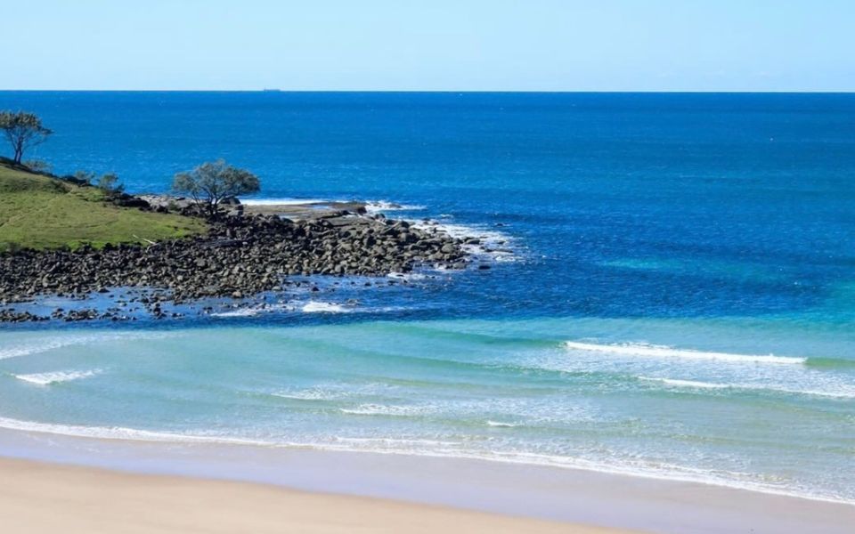 THE HIDEAWAY IN ANGOURIE | Hear the waves from Spookys Beach