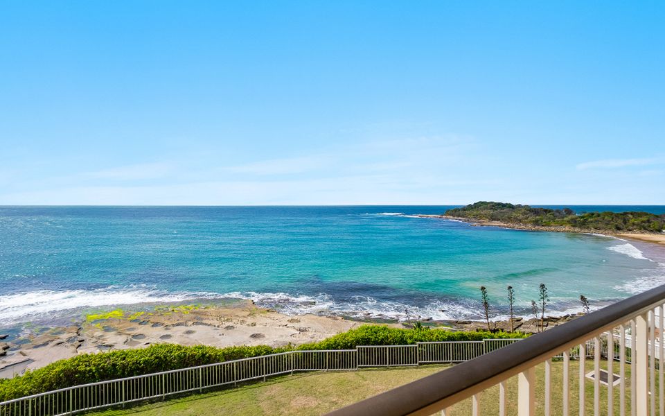 CRAIGMORE PENTHOUSE | Endless Ocean Views
