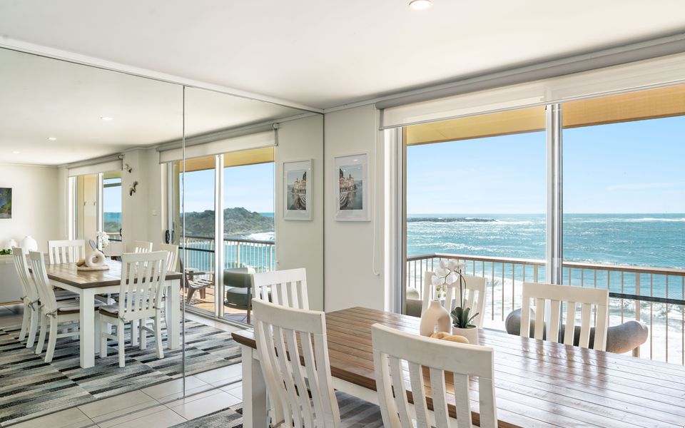 CRAIGMORE PENTHOUSE – Endless Ocean Views | Holiday Yamba