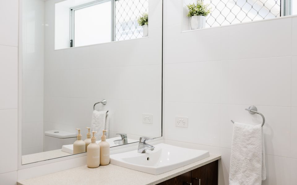 CRAIGMORE PENTHOUSE | Endless Ocean Views