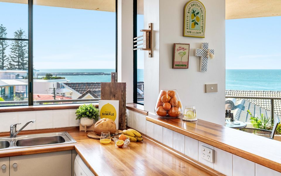 NAMANULA UNIT 6 – Ocean Views without the Price Tag | Holiday Yamba