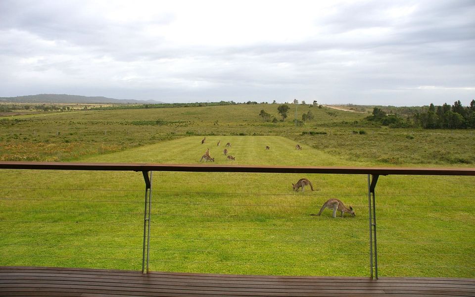 TOUMBAAL PLAINS | Exquisite architecturally designed home