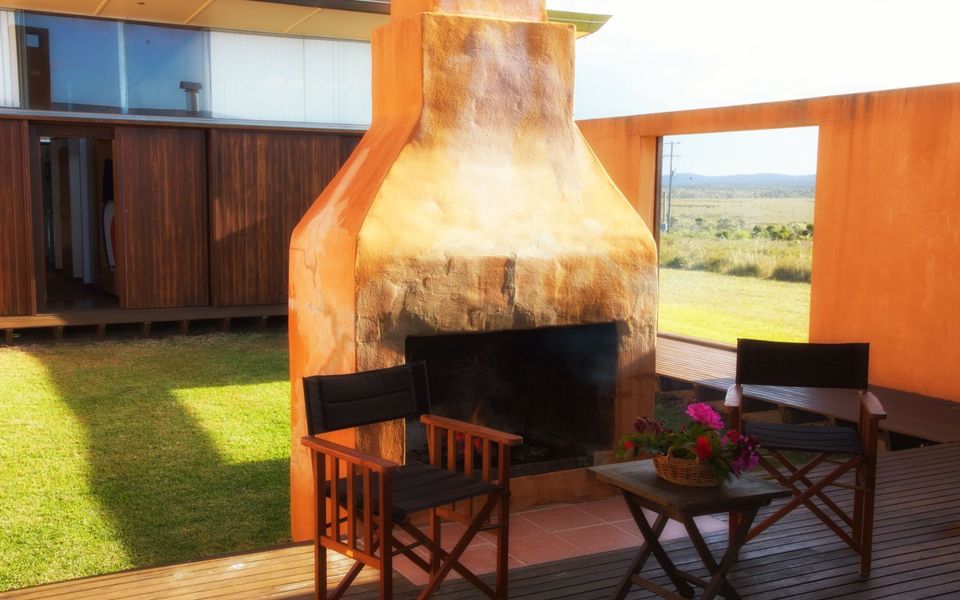 TOUMBAAL PLAINS | Exquisite architecturally designed home