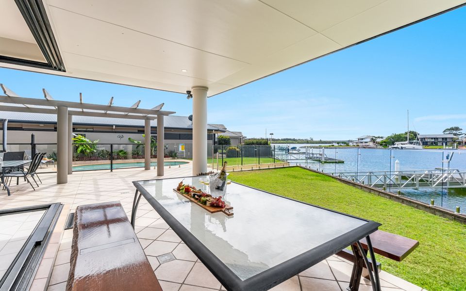 NIRVANA WATERS | Waterfront with Pool