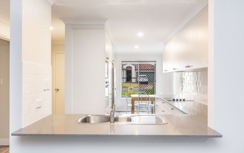 PAWS ON PIPPI | Beautiful, Pet friendly home