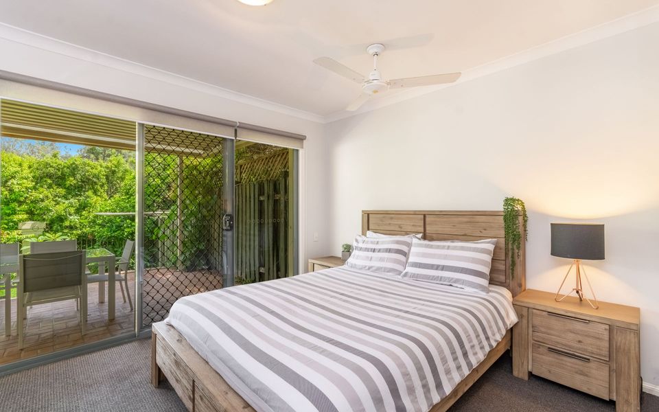 PAWS ON PIPPI | Beautiful, Pet friendly home