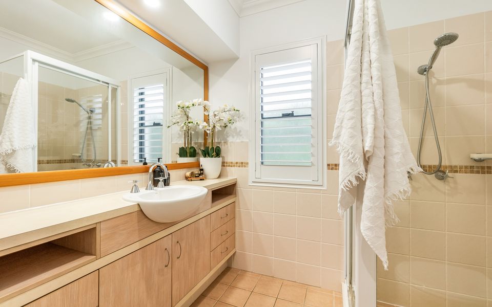 OCEAN LINKS | Beachside Estate