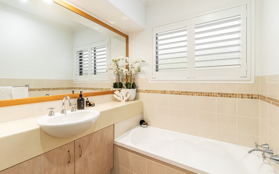 OCEAN LINKS | Beachside Estate