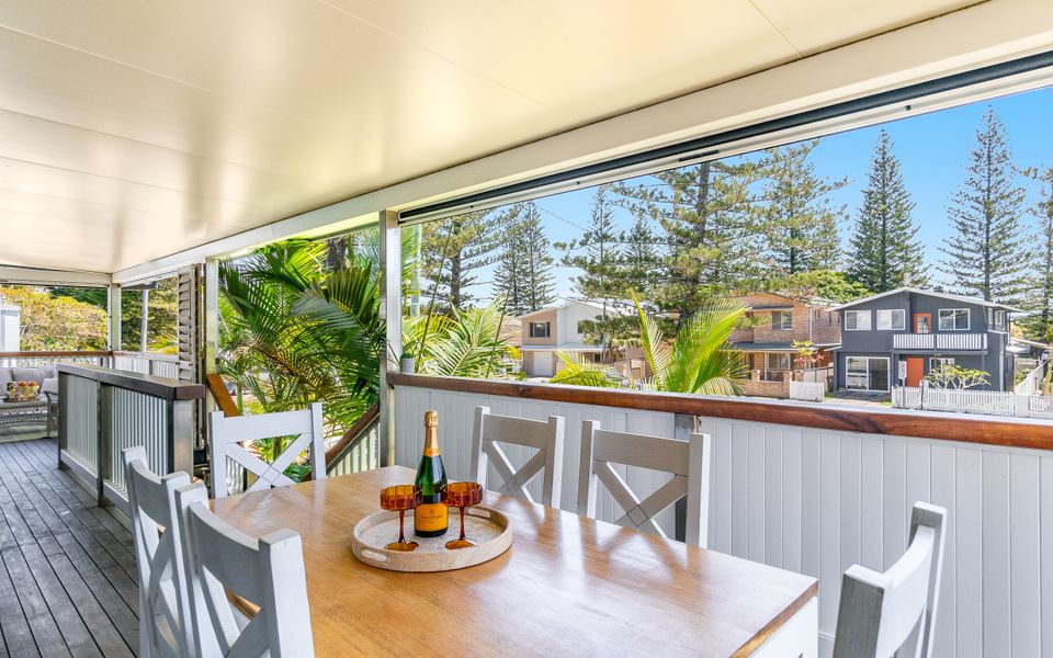 THE ELKS | Pet Friendly Home in Town