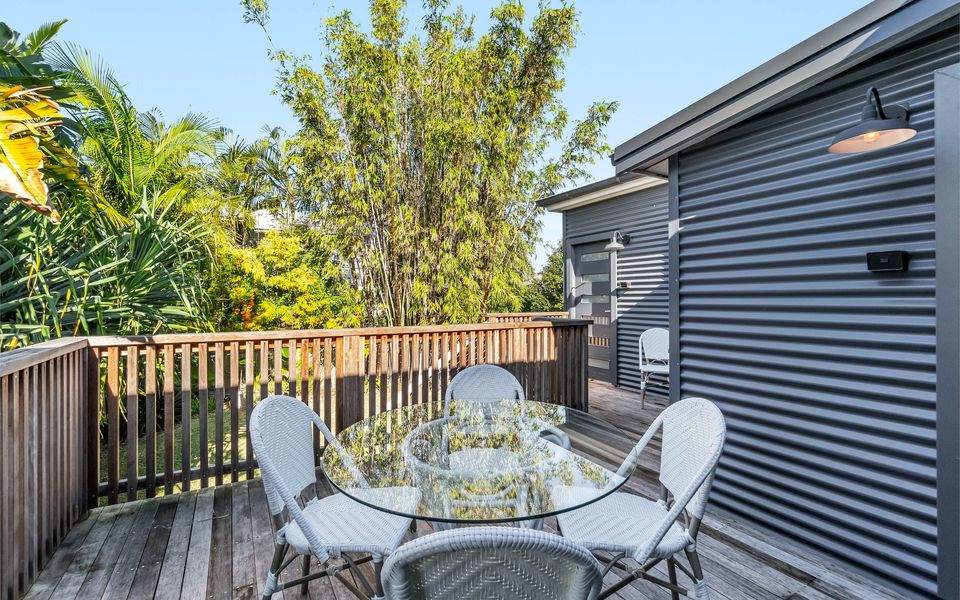 THE ELKS – Pet Friendly Home in Town | Holiday Yamba