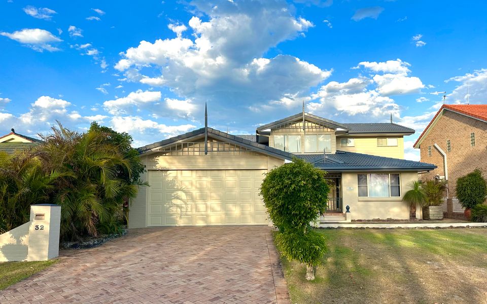 PONDEROSA | Pet Friendly Waterfront