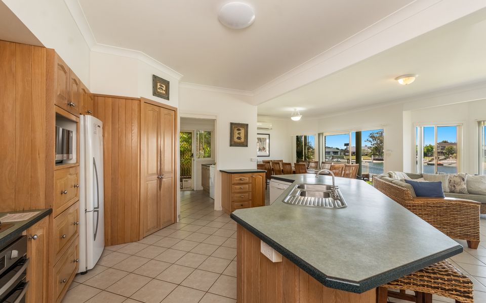 PONDEROSA | Pet Friendly Waterfront