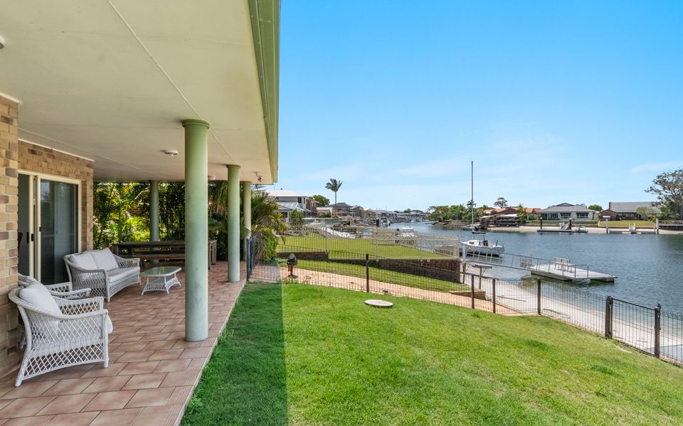 PONDEROSA | Pet Friendly Waterfront