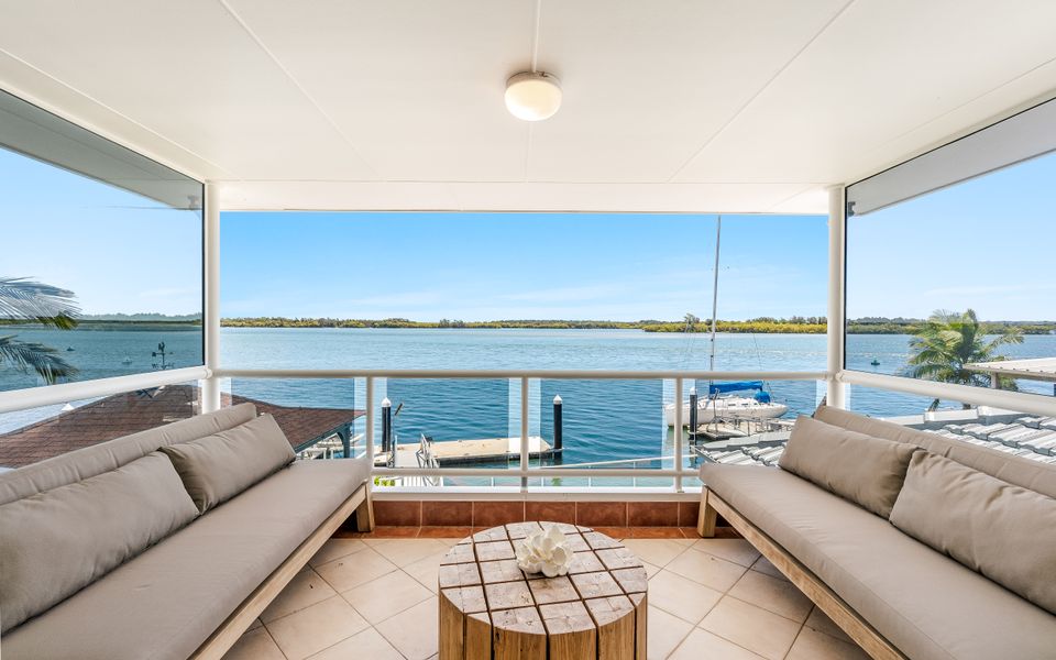 SALTY DAYZ | Designer Waterfront