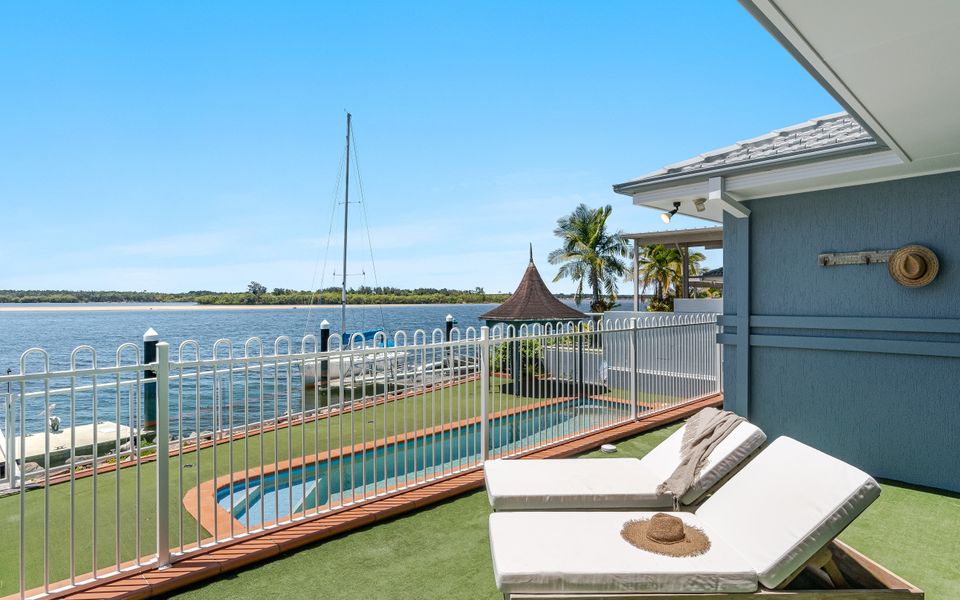 SALTY DAYZ | Designer Waterfront