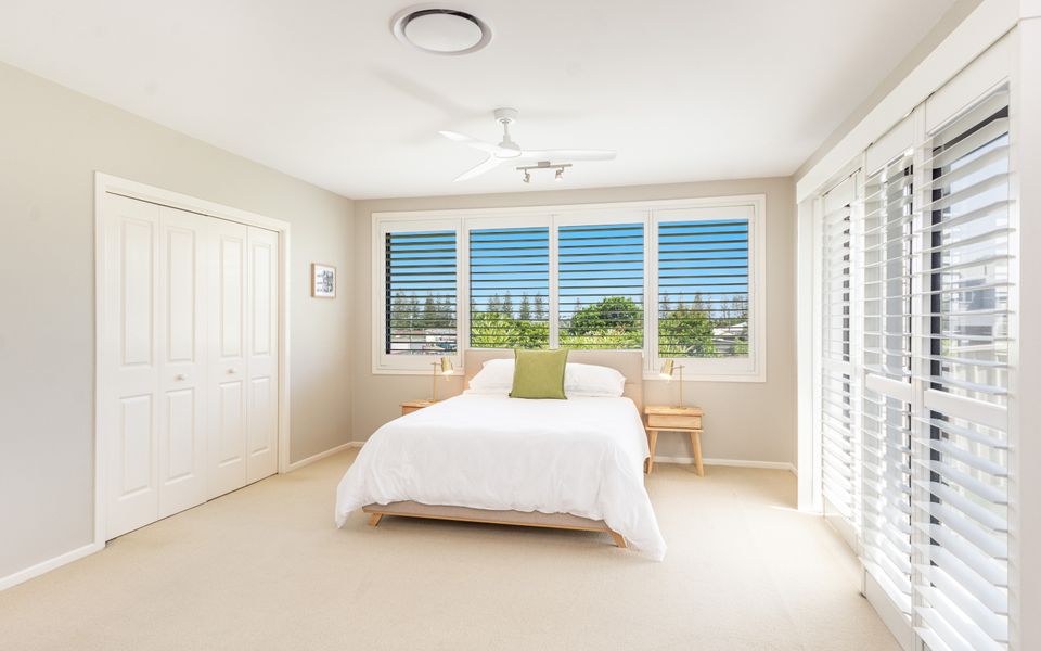 COWRIE HOUSE | Spacious, Modern holiday home