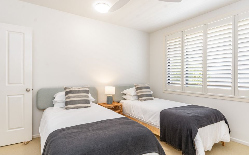 COWRIE HOUSE | Spacious, Modern holiday home