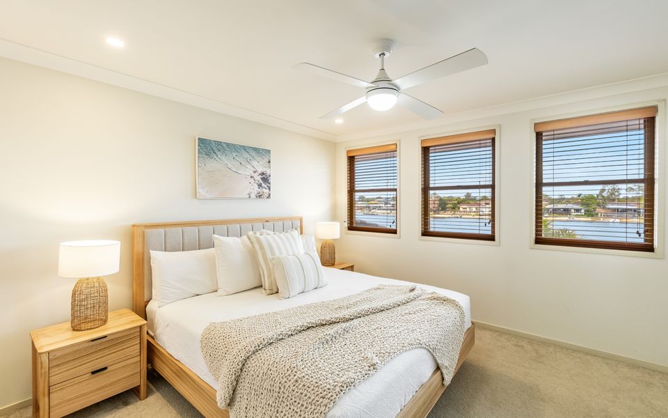 ACACIA SHORES | Waterfront