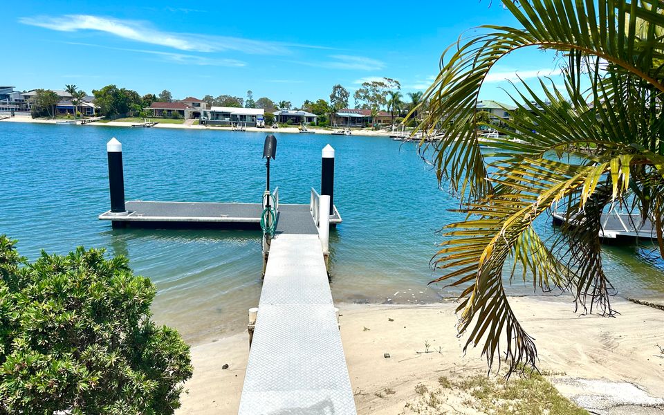 ACACIA SHORES | Waterfront