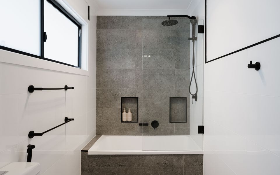 BAYVIEW BEACH HOUSE | Pet Friendly home with a pool