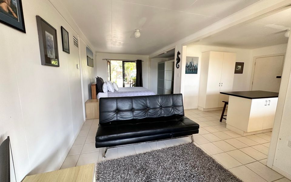 BAYVIEW BEACH HOUSE | Pet Friendly home with a pool