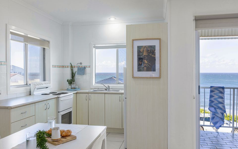 BOOROLONG 3 | Million dollar views on a budget