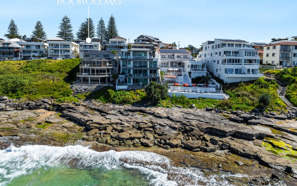 BOOROLONG 3 – Million Dollar Views on a Budget | Holiday Yamba