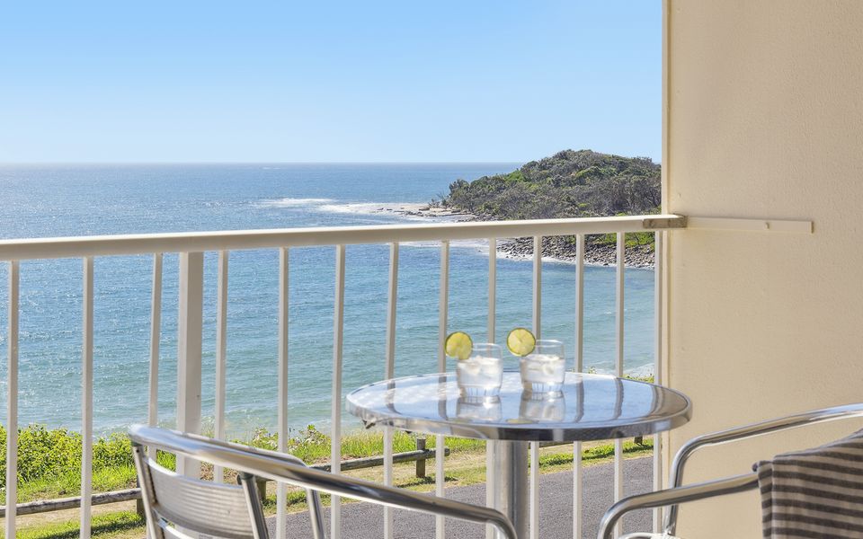 BOOROLONG 3 – Million Dollar Views on a Budget | Holiday Yamba