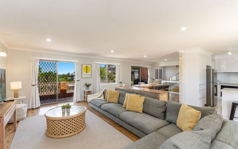 HIGH ON HILL | Big, Bold & Beautiful