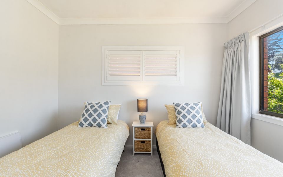 HIGH ON HILL | Big, Bold & Beautiful