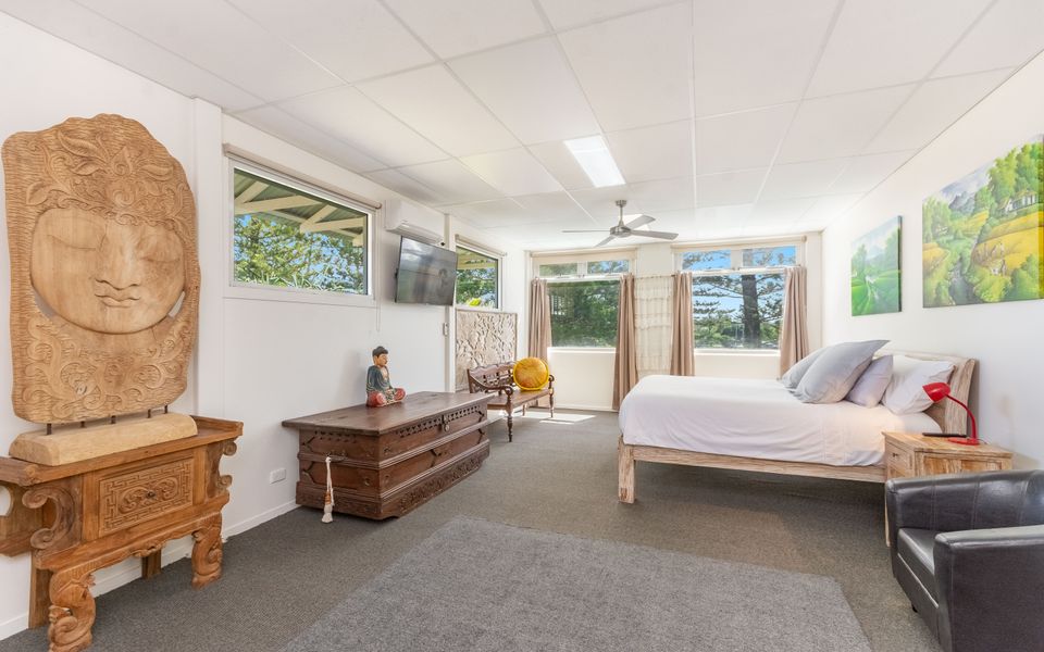 THE RITZ | In the Heart of Town