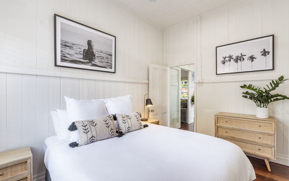 HIGH THREE | Beach House in Town