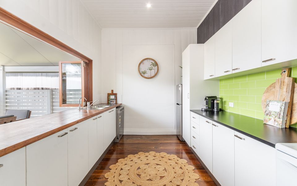 HIGH THREE | Beach House in Town