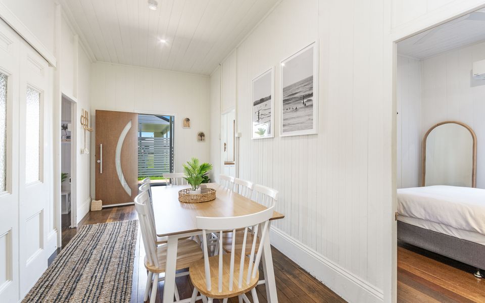 HIGH THREE | Beach House in Town