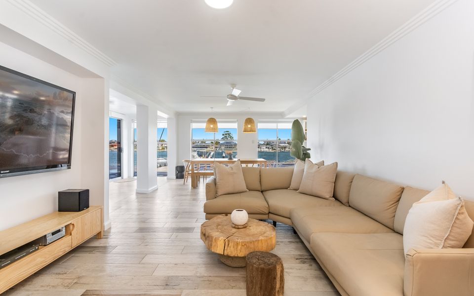 TECOMA 3 | Most Popular Waterfront