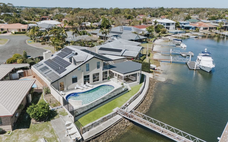 TECOMA 3 | Most Popular Waterfront