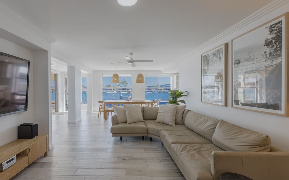 TECOMA 3 | Most Popular Waterfront