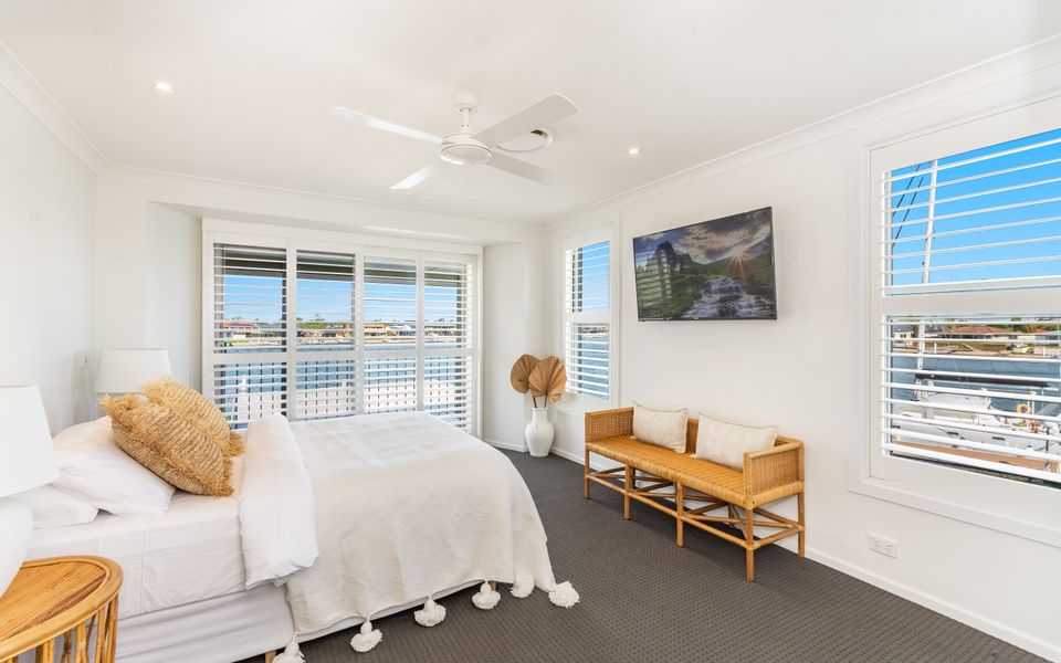 TECOMA 3 | Most Popular Waterfront