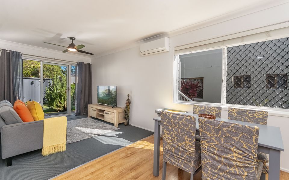 SEAWEST 2 | Entrance Wooli Street