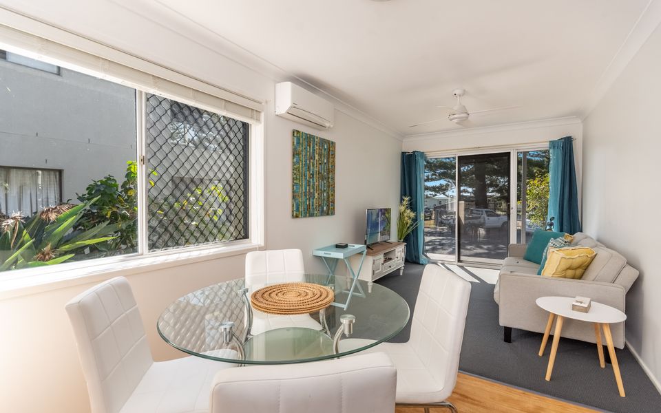 SEAWEST 1 | Entrance Harbour Street