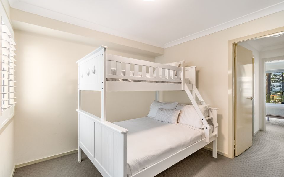 SEASPRAY 1 | Stones throw from Main Beach