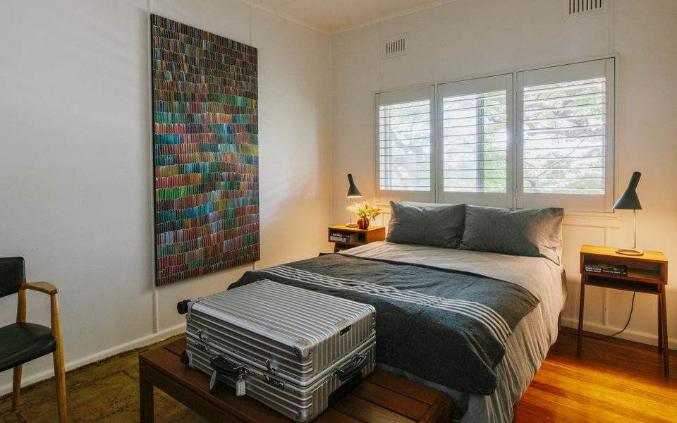 SHARON – Pet Friendly Beach Cottage in Town