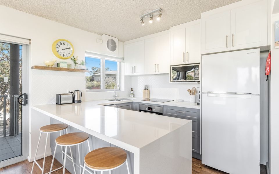 YAMBA 58 | Modern Apartment with Ocean Views