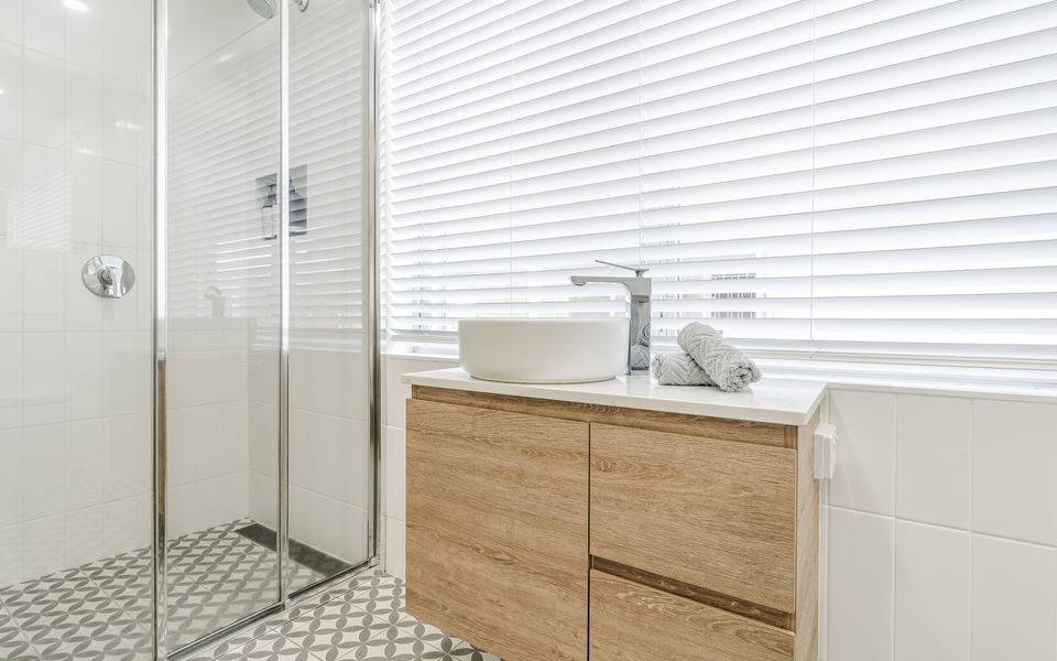 YAMBA 58 | Modern Apartment with Ocean Views