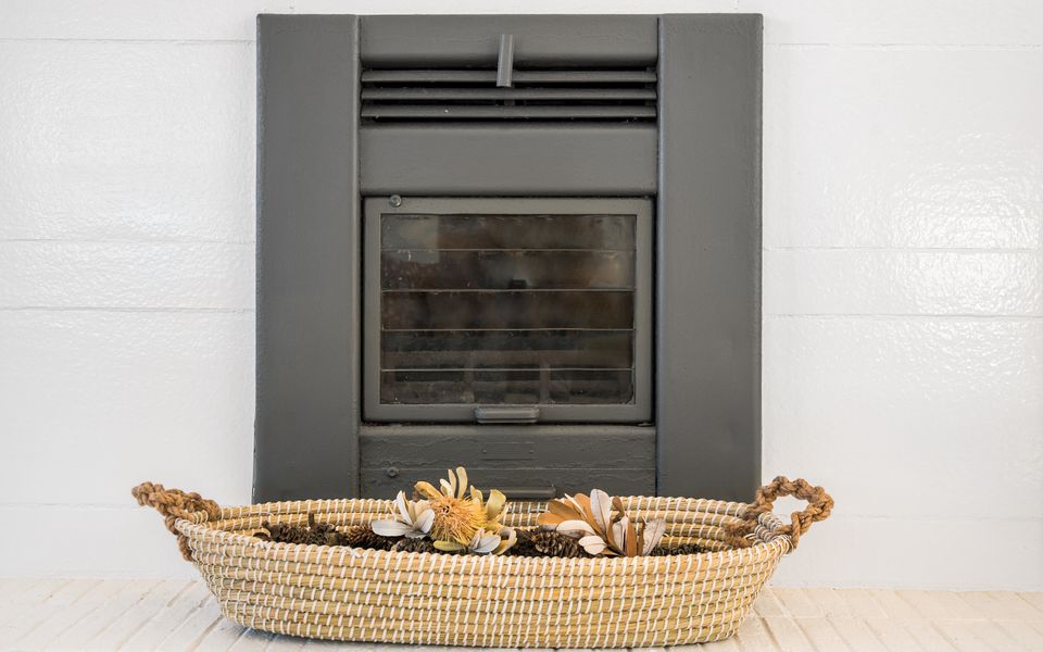 BELLA BAY 1 (DOWNSTAIRS) | Prime Location