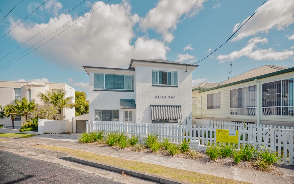 BELLA BAY 1 (DOWNSTAIRS) | Prime Location