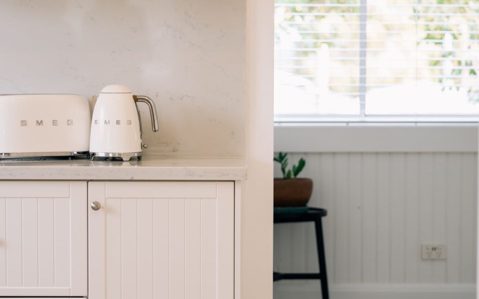 BELLA BAY 2 (UPSTAIRS) | Prime Location