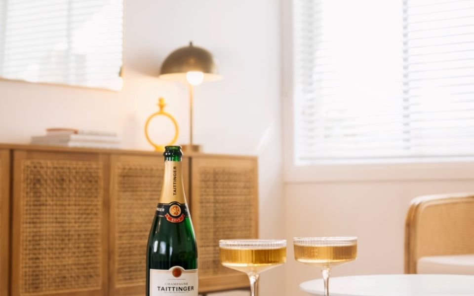 BELLA BAY 2 (UPSTAIRS) | Prime Location