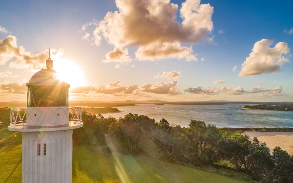 BELLA BAY 2 (UPSTAIRS) | Prime Location